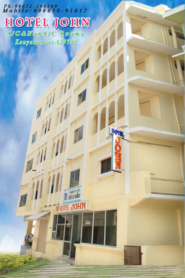 Hotel John Komoryn Zewnętrze zdjęcie